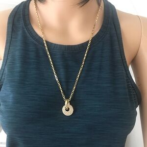 Gold colored & diamanté necklace. Adjustable length. NWT